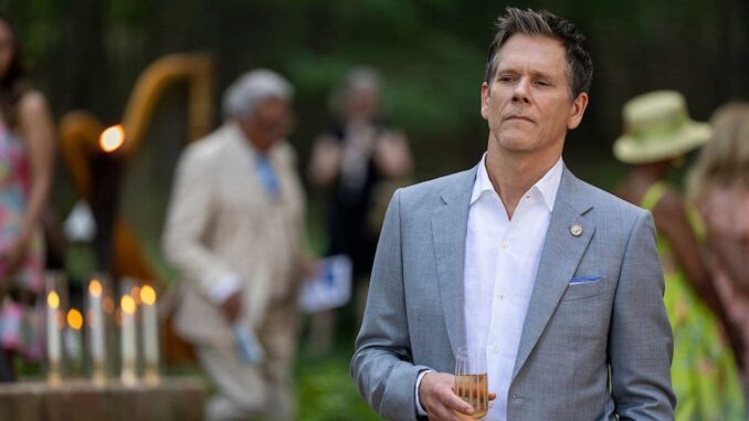 Sirens Netflix Kevin Bacon em cena de Sirens Netflix, minissérie que lidera os rankings de audiência da plataforma